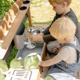 AXI-Wooden-Sandbox-Ship-with-Kitchen-3