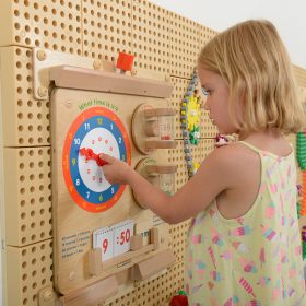 MASTERKIDZ-Learning-to-Read-the-Clock-Flex-Wall-Educational-Board-1